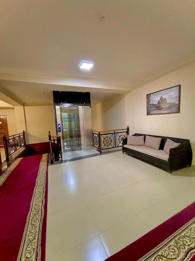 Hotel Plaza Viktoria Gyumri Exterior foto